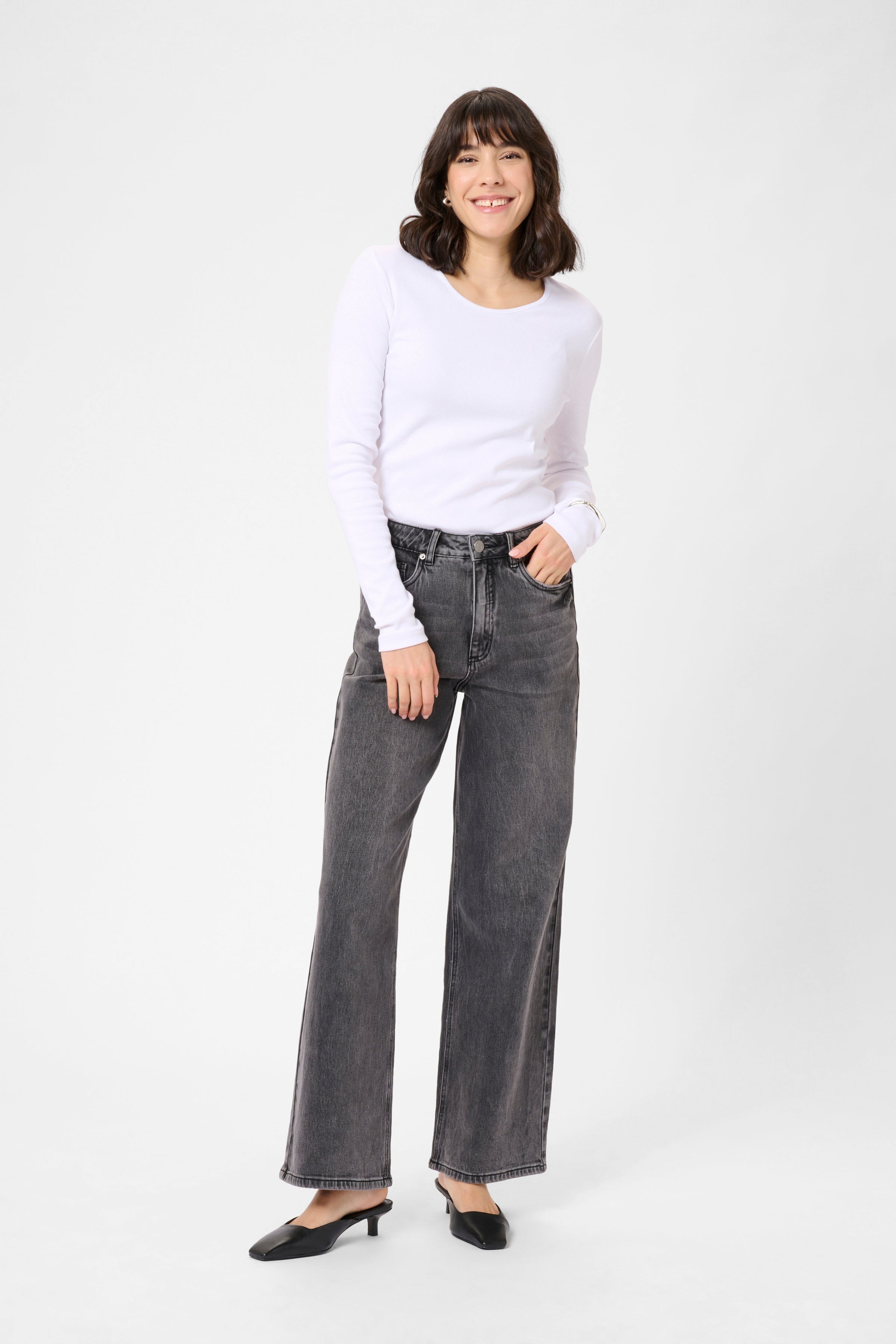 Meadow HW Reg Fit Jeans- Grey Vintage-Denim- Hometown Style HTS, women's in store and online boutique located in Ingersoll, Ontario
