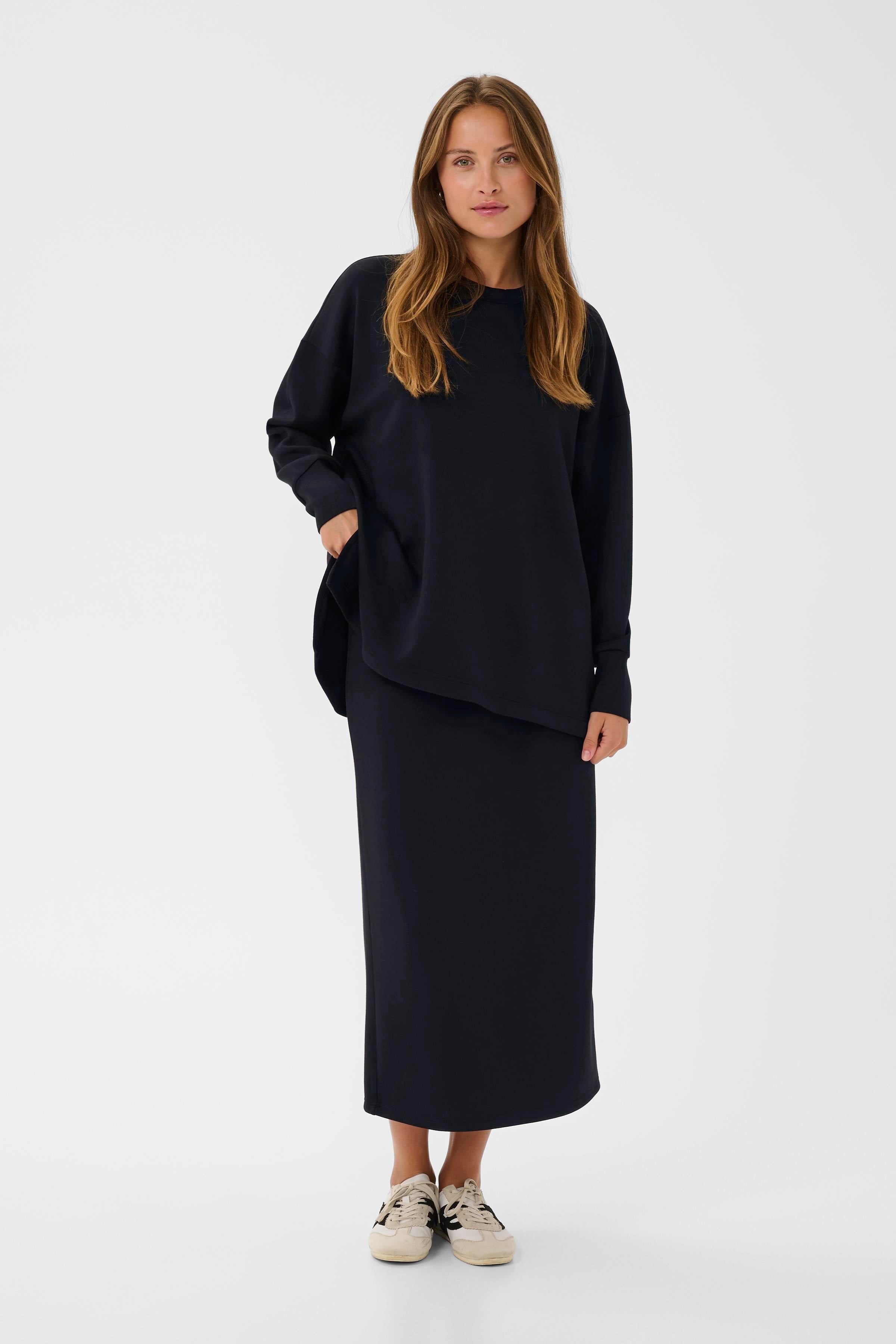 Annika Pullover - Deep Black-Casual Tops- Hometown Style HTS, women's in store and online boutique located in Ingersoll, Ontario