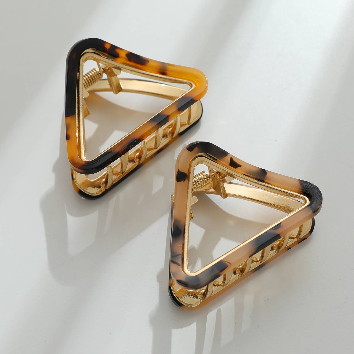 Small Classic Triangle Metal Claw Clip-hair accessories- Hometown Style HTS, women's in store and online boutique located in Ingersoll, Ontario