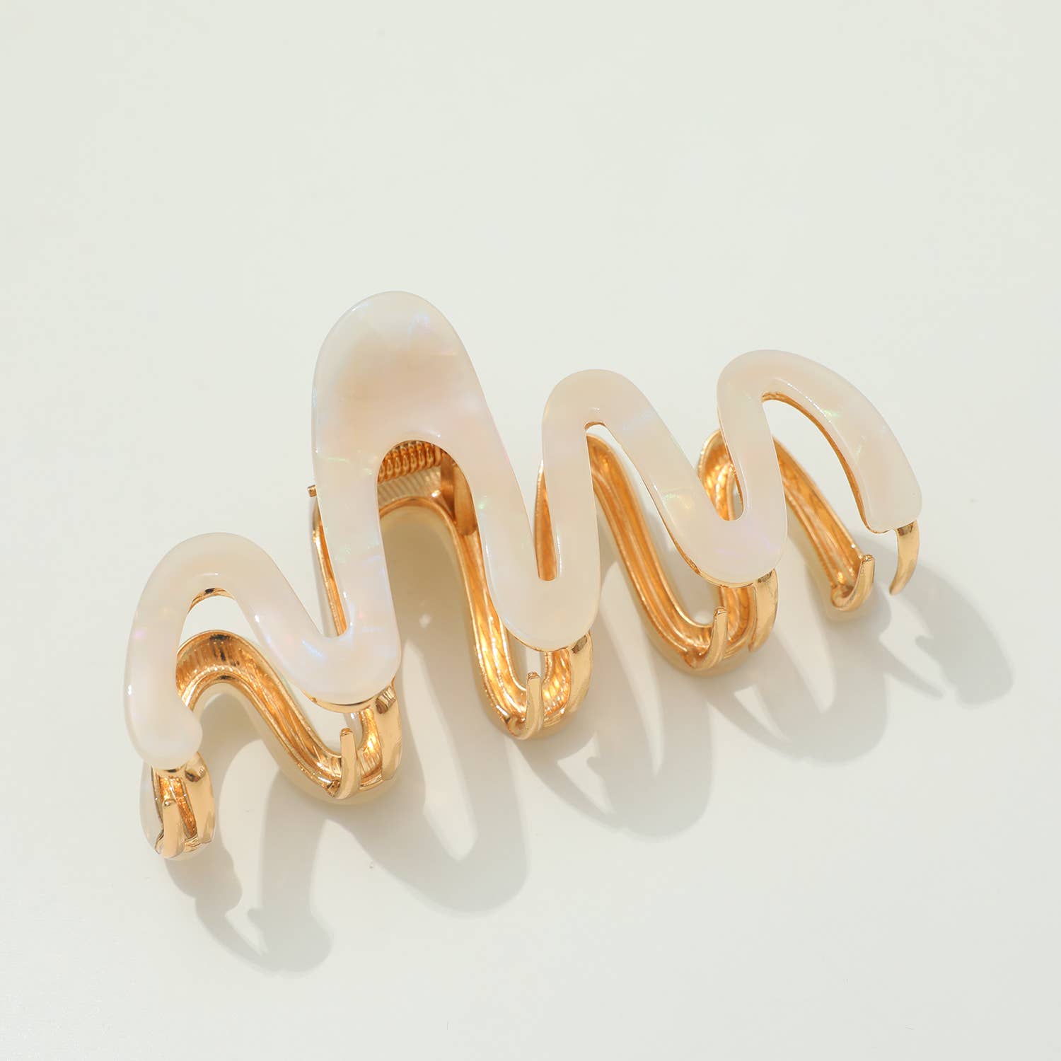 Large Squiggle Metal Claw Clip-Accessories- Hometown Style HTS, women's in store and online boutique located in Ingersoll, Ontario