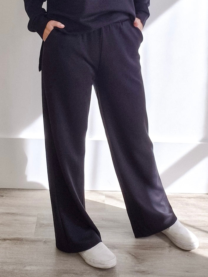 Annika Trousers - Deep Black-Pants- Hometown Style HTS, women's in store and online boutique located in Ingersoll, Ontario