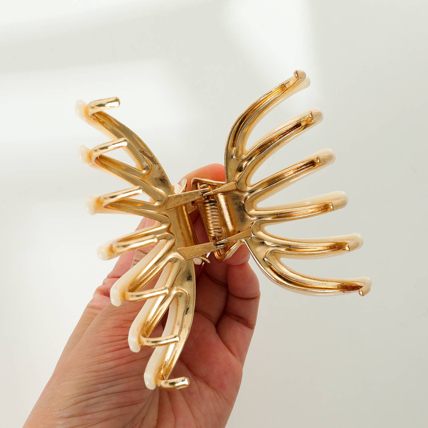 Large Gold Metal Octopus Claw Clip-Accessories- Hometown Style HTS, women's in store and online boutique located in Ingersoll, Ontario