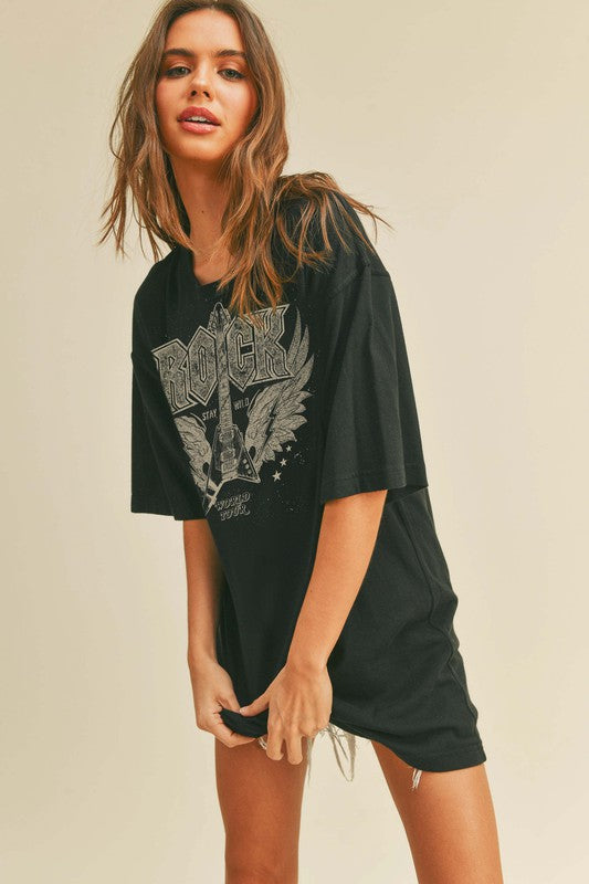 Rock & Roll World Tour - Black-tee- Hometown Style HTS, women's in store and online boutique located in Ingersoll, Ontario