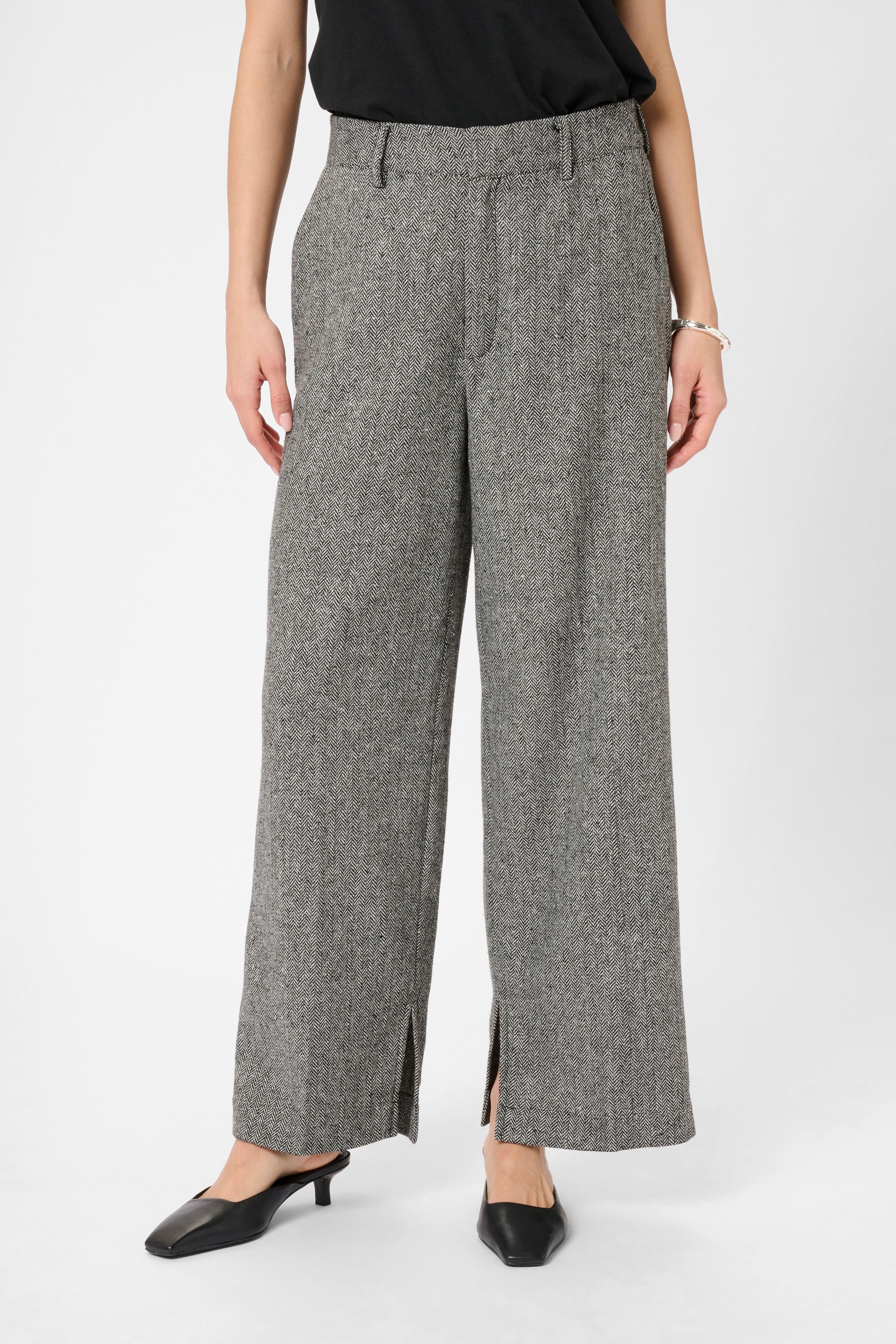 Thilda Pants-Pants- Hometown Style HTS, women's in store and online boutique located in Ingersoll, Ontario