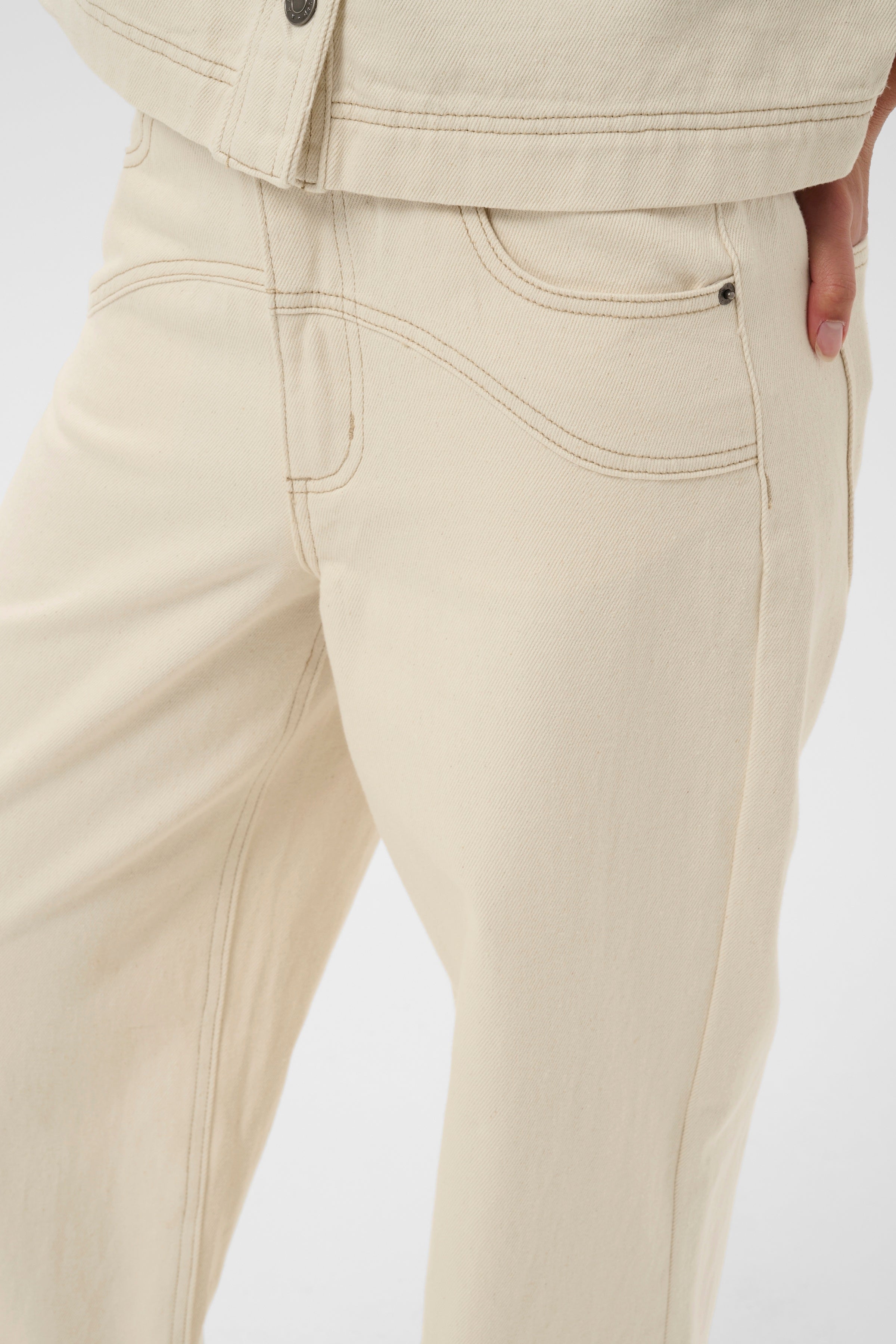 KAcatharina Hight Waisted Jeans - Off White-Bottoms- Hometown Style HTS, women's in store and online boutique located in Ingersoll, Ontario
