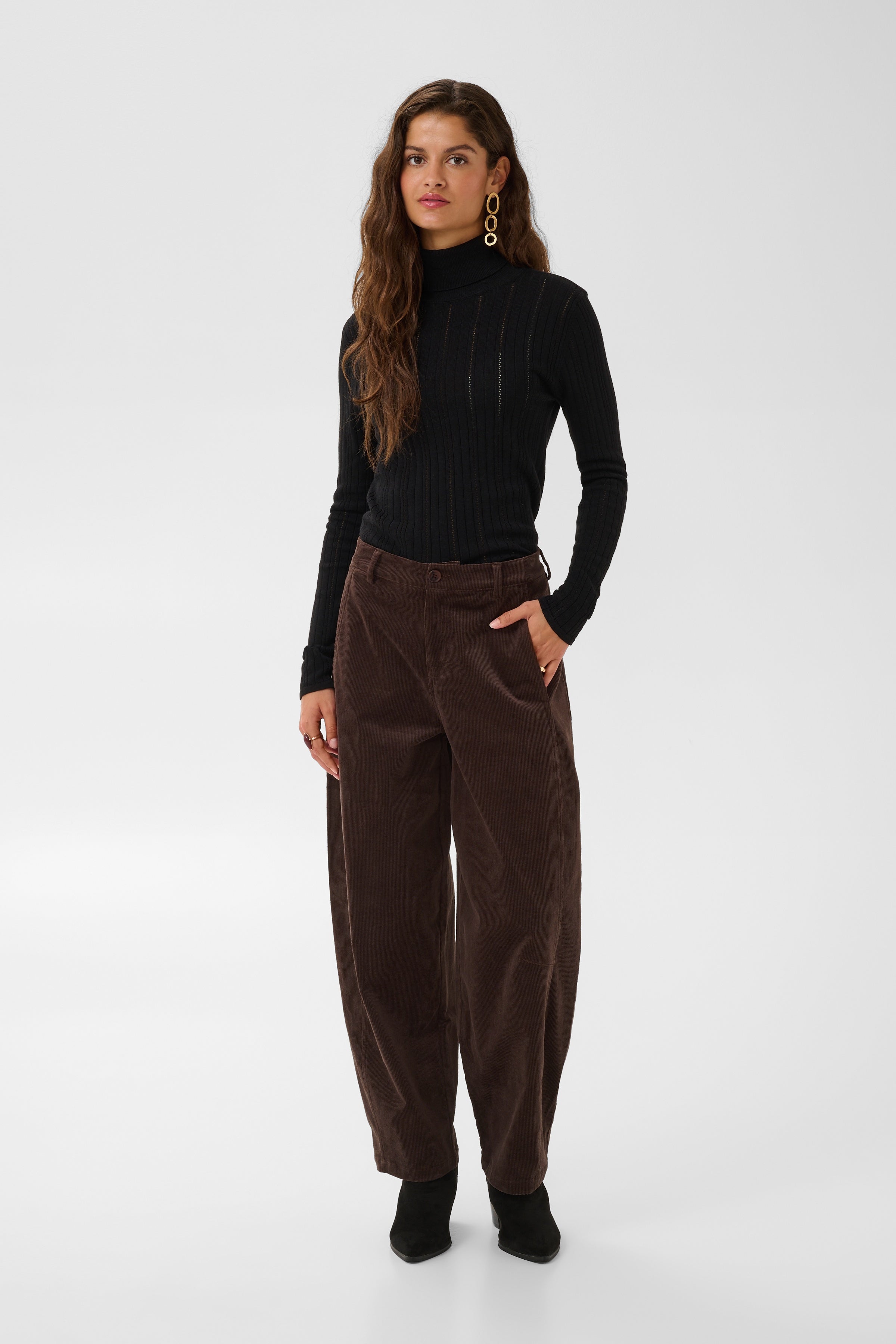 Ballie Barrel Pant - Java-Bottoms- Hometown Style HTS, women's in store and online boutique located in Ingersoll, Ontario
