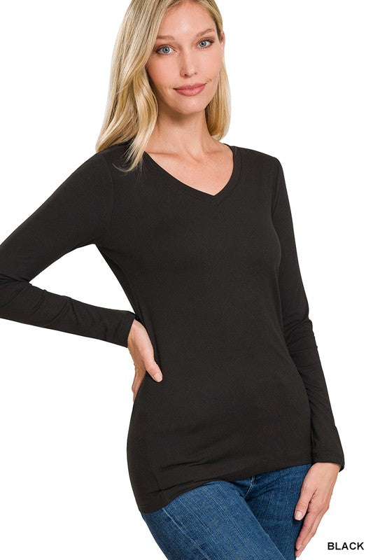 Long Sleeve V Neck - Black-long Sleeve- Hometown Style HTS, women's in store and online boutique located in Ingersoll, Ontario