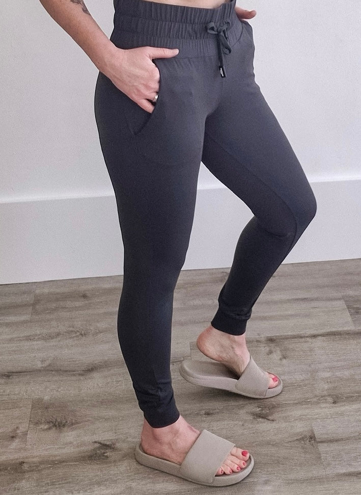 Formation Joggers - Evergreen-jogger- Hometown Style HTS, women's in store and online boutique located in Ingersoll, Ontario