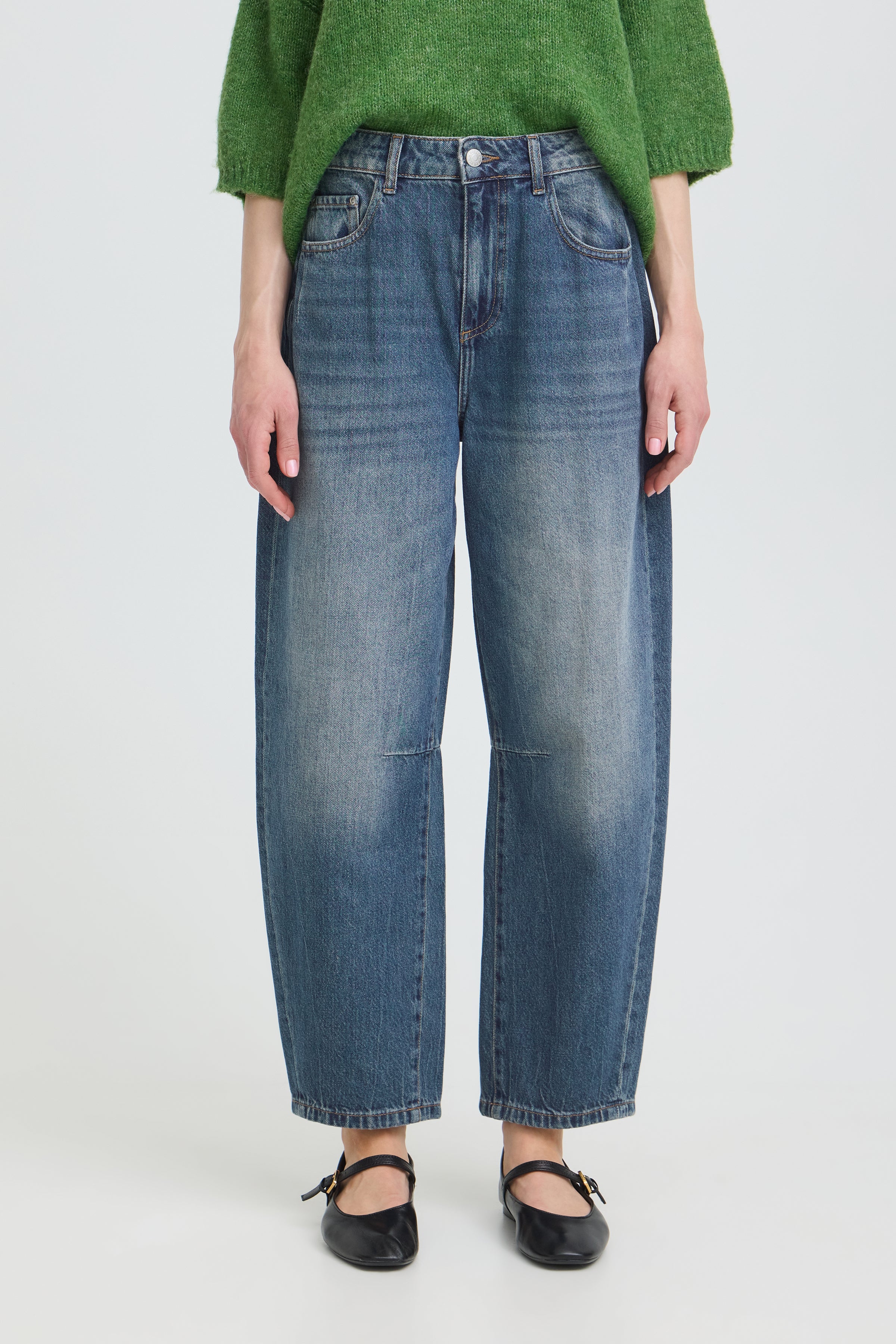BYKALLUNA JEANS - Mid Blue-Denim- Hometown Style HTS, women's in store and online boutique located in Ingersoll, Ontario