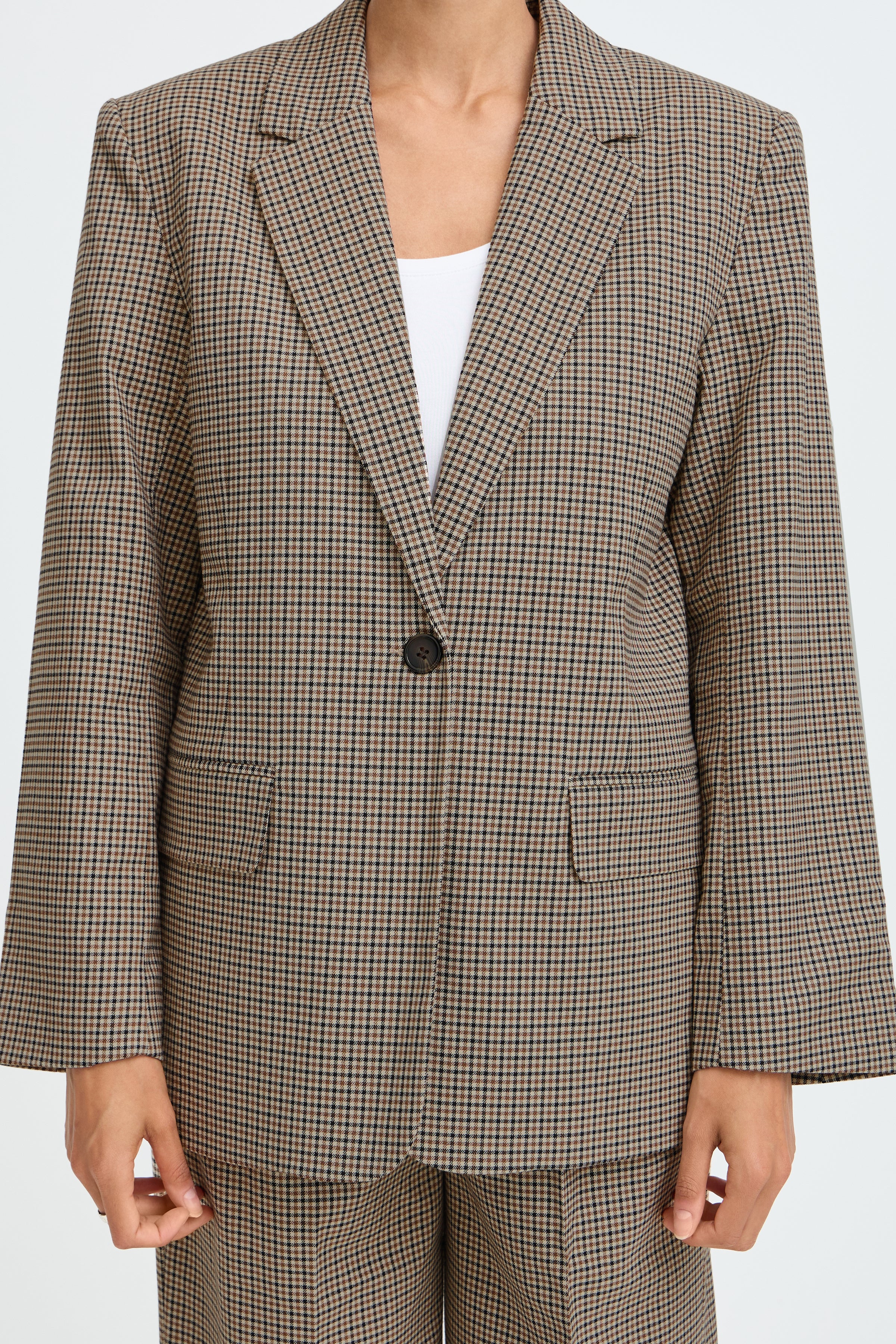 BYESTOLO BLAZER-Coat & Jackets- Hometown Style HTS, women's in store and online boutique located in Ingersoll, Ontario