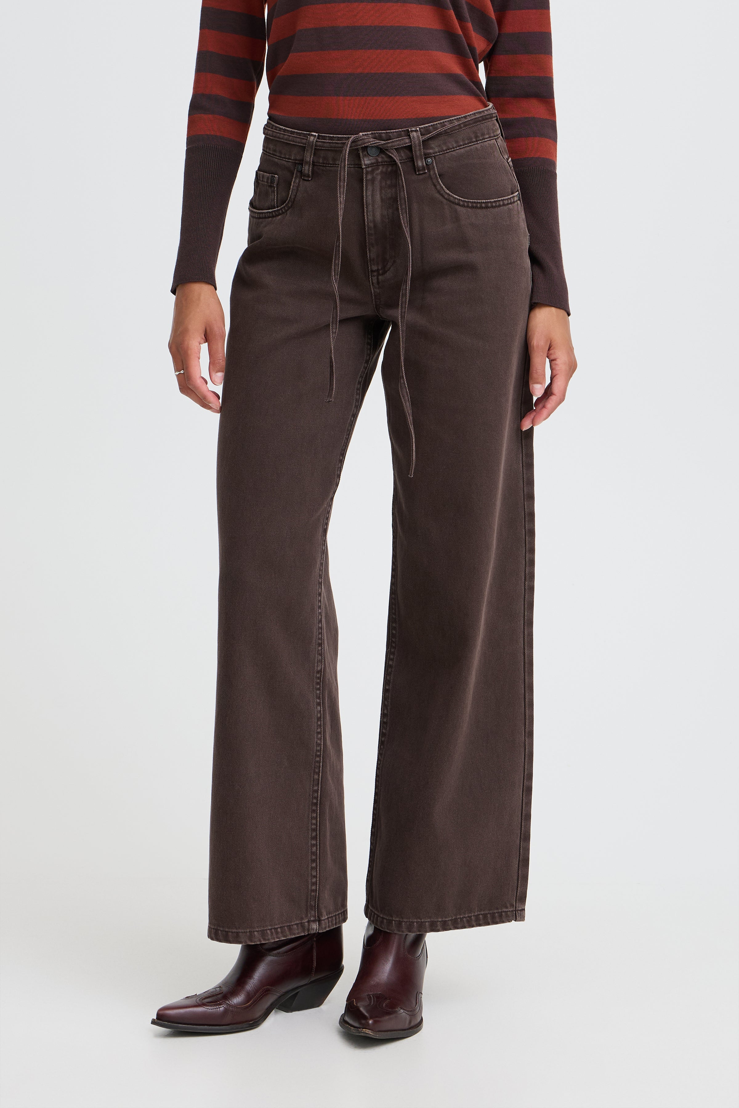 BYKAMARI BELT JEANS - Java-Denim- Hometown Style HTS, women's in store and online boutique located in Ingersoll, Ontario