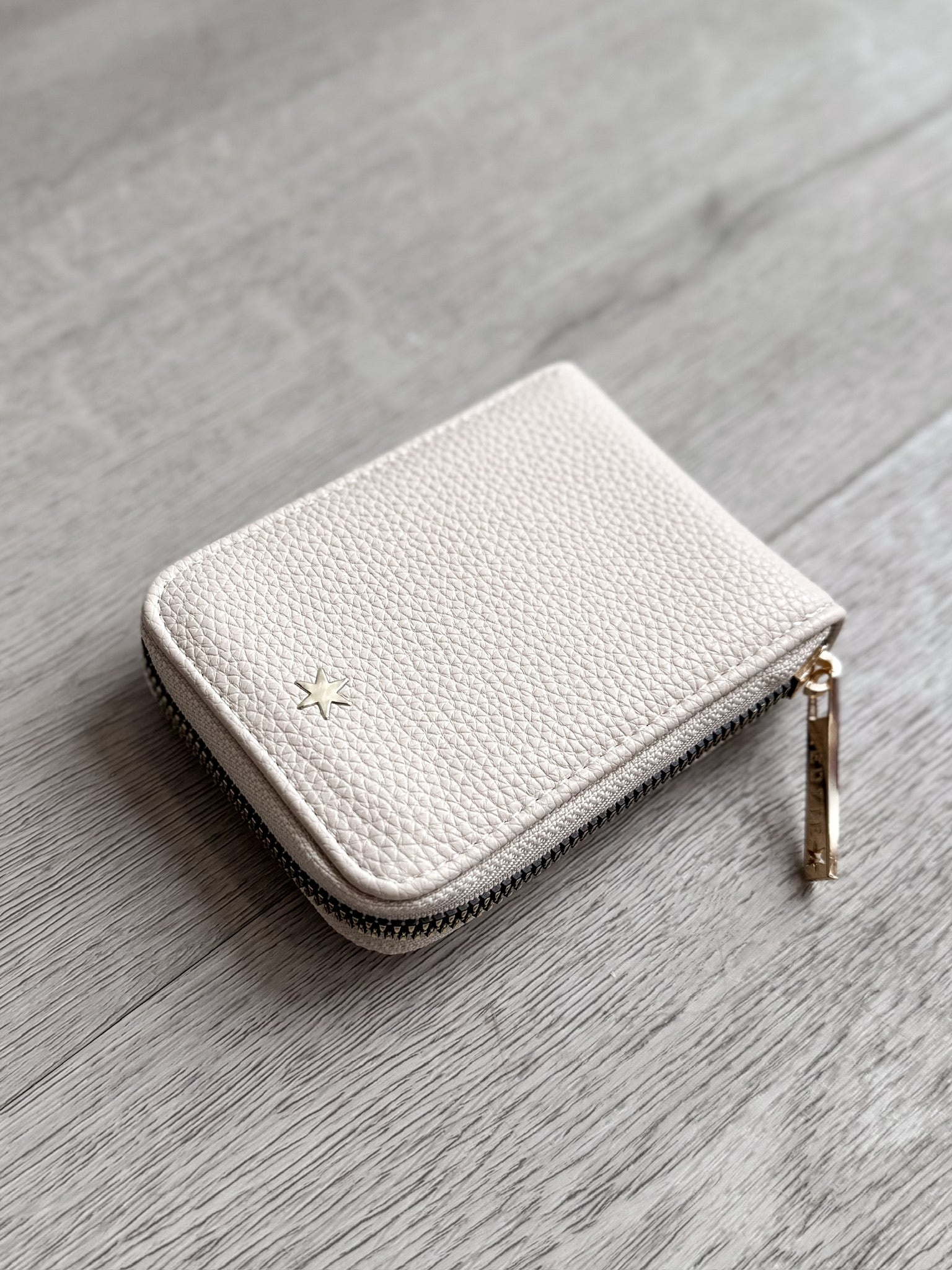 Essentails Only Pocket Wallet-Handbag & Wallet Accessories- Hometown Style HTS, women's in store and online boutique located in Ingersoll, Ontario