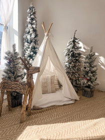 Hometown Studio Booking-studio- Hometown Style HTS, women's in store and online boutique located in Ingersoll, Ontario