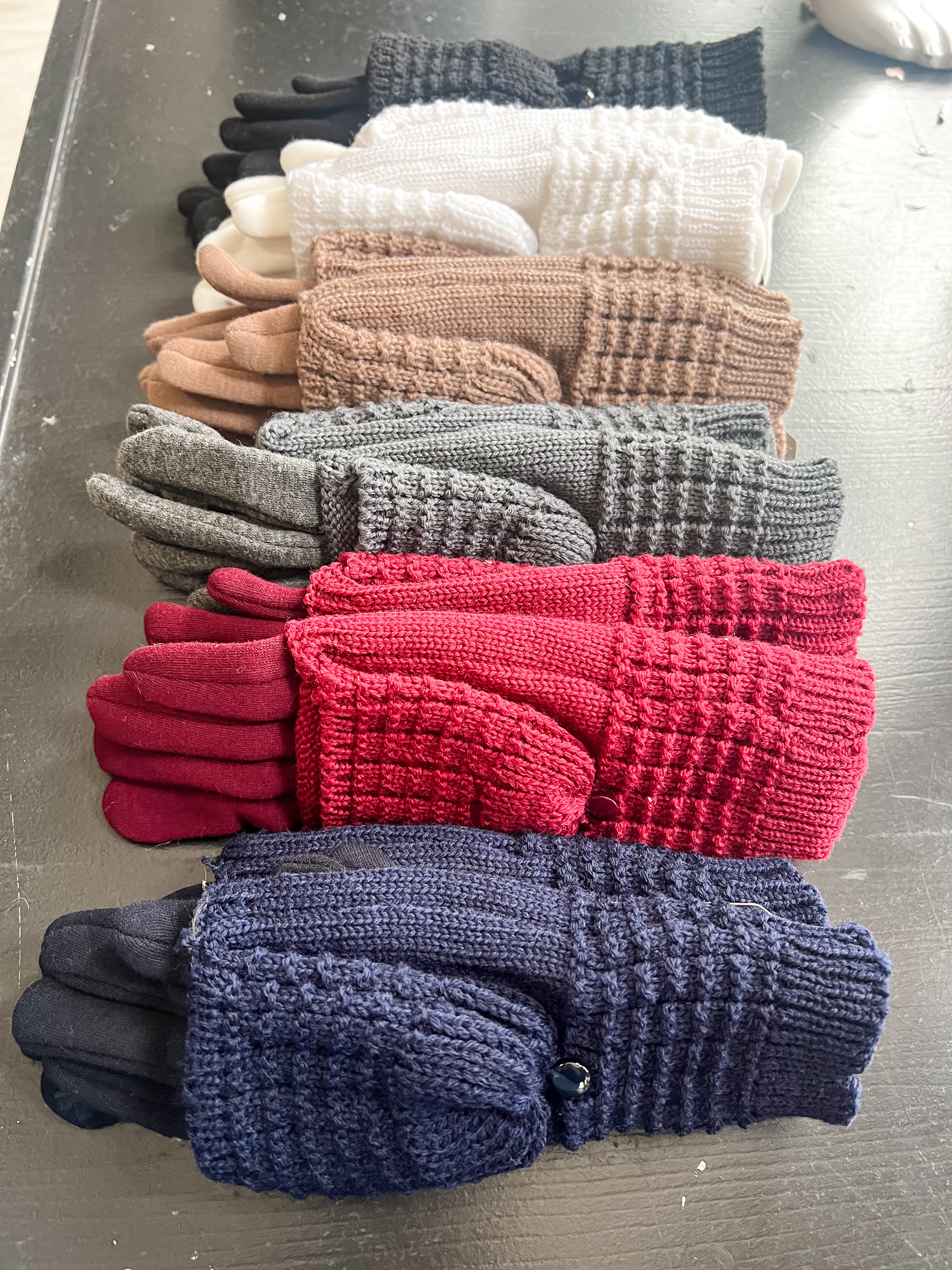 Screen Touch Gloves- Hometown Style HTS, women's in store and online boutique located in Ingersoll, Ontario