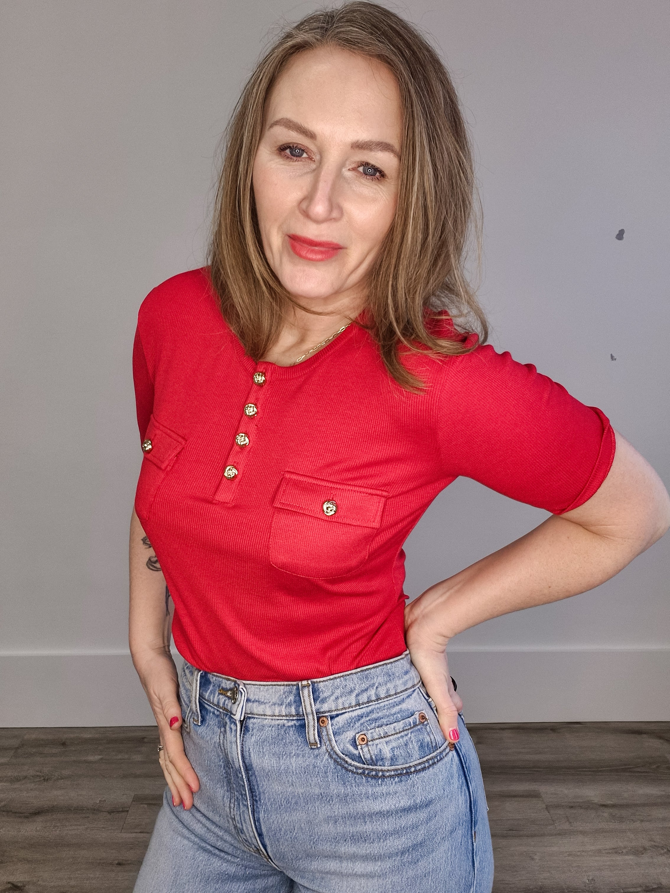 Beverly Ribbed Tee-Casual Tops- Hometown Style HTS, women's in store and online boutique located in Ingersoll, Ontario