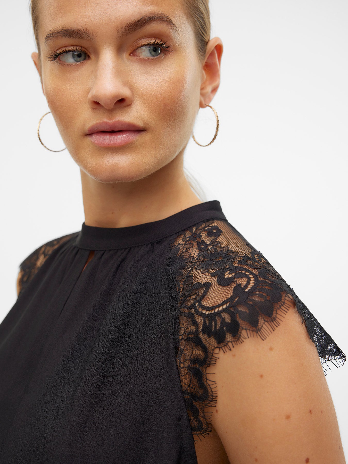 VMMILLA SL LACE TEE-Blouses- Hometown Style HTS, women's in store and online boutique located in Ingersoll, Ontario