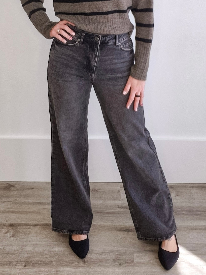 Meadow HW Reg Fit Jeans- Grey Vintage-Denim- Hometown Style HTS, women's in store and online boutique located in Ingersoll, Ontario