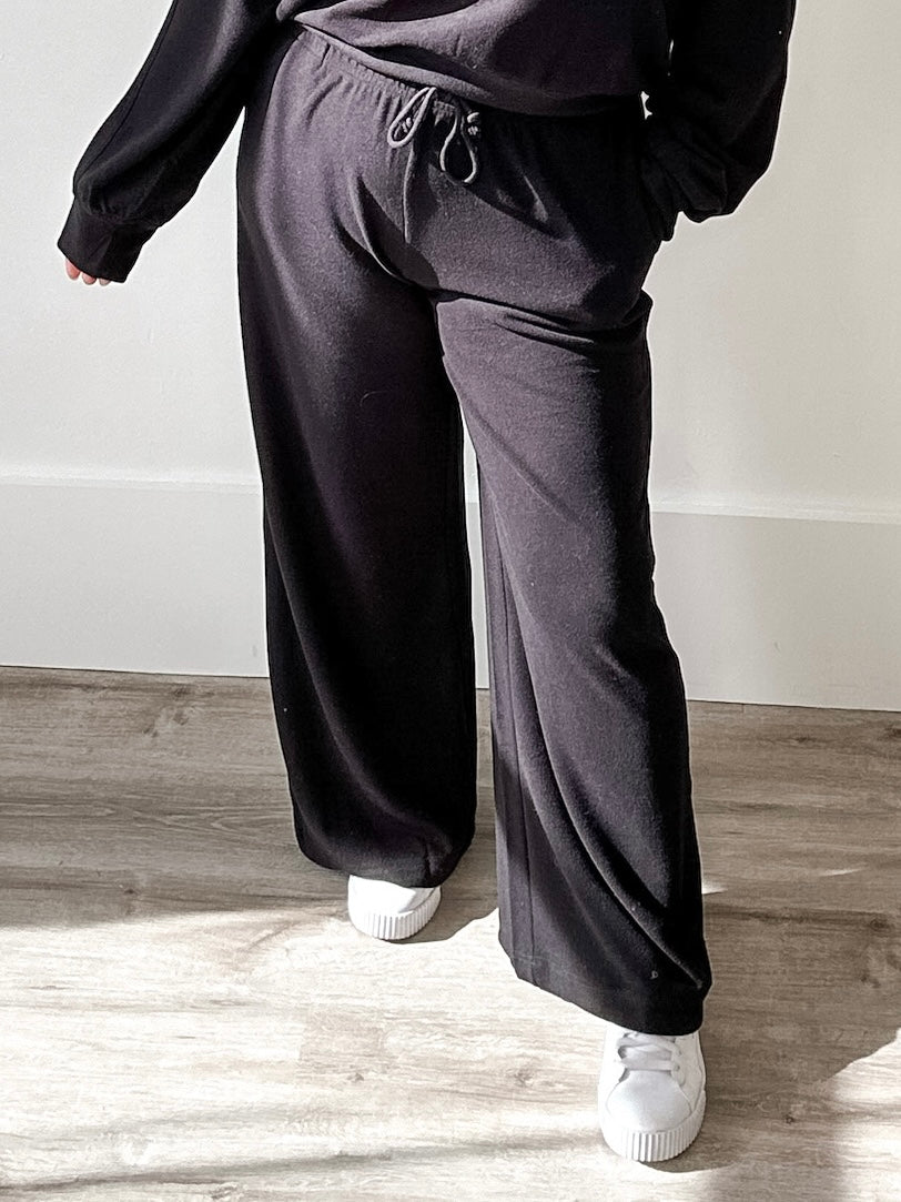 Women's Jogger Pant - Black-Bottoms- Hometown Style HTS, women's in store and online boutique located in Ingersoll, Ontario