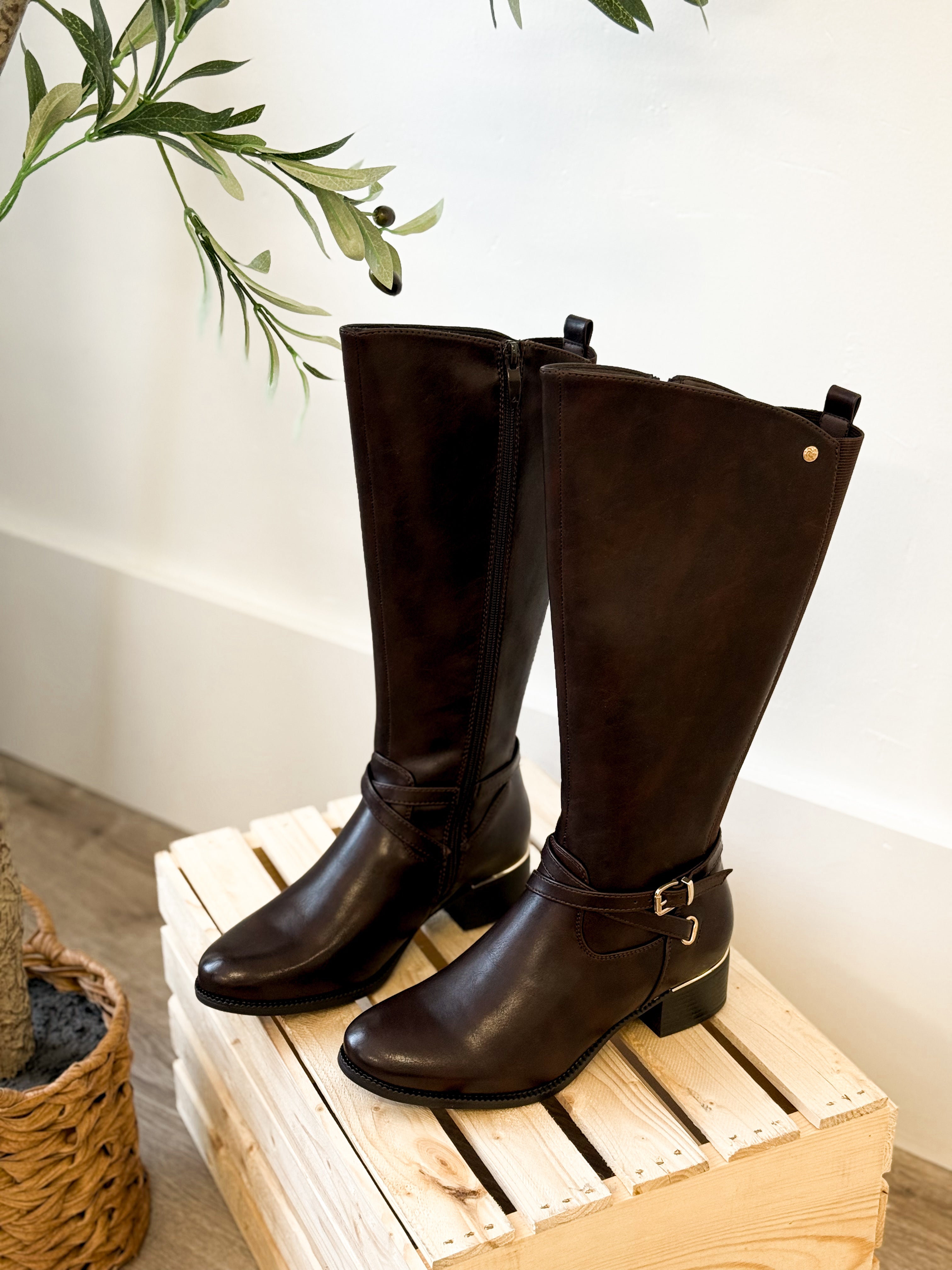 Betty boot- Brown-boot- Hometown Style HTS, women's in store and online boutique located in Ingersoll, Ontario