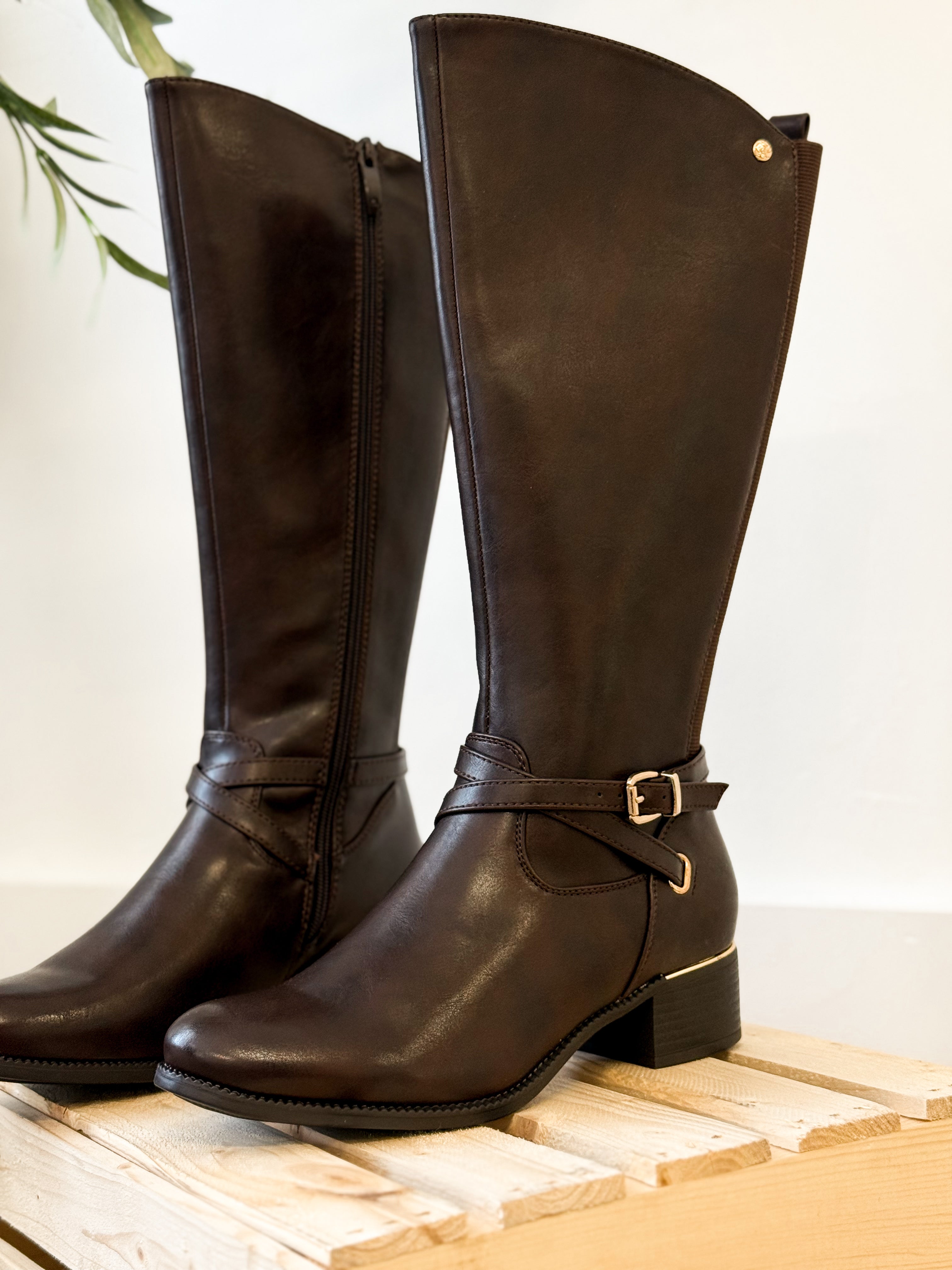 Betty boot- Brown-boot- Hometown Style HTS, women's in store and online boutique located in Ingersoll, Ontario