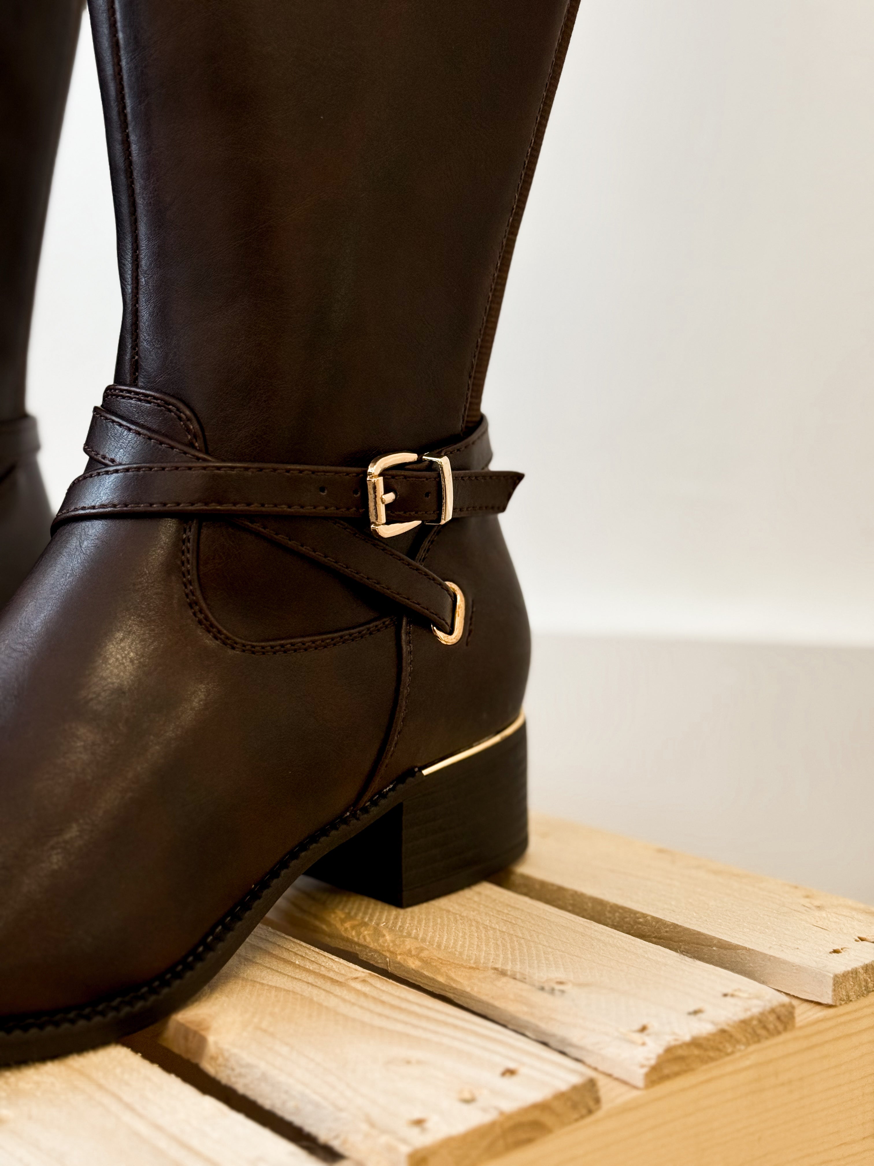 Betty boot- Brown-boot- Hometown Style HTS, women's in store and online boutique located in Ingersoll, Ontario
