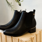 Briar - Black-boot- Hometown Style HTS, women's in store and online boutique located in Ingersoll, Ontario