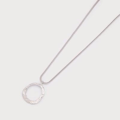 Hammered Ring on Chain-Accessories- Hometown Style HTS, women's in store and online boutique located in Ingersoll, Ontario