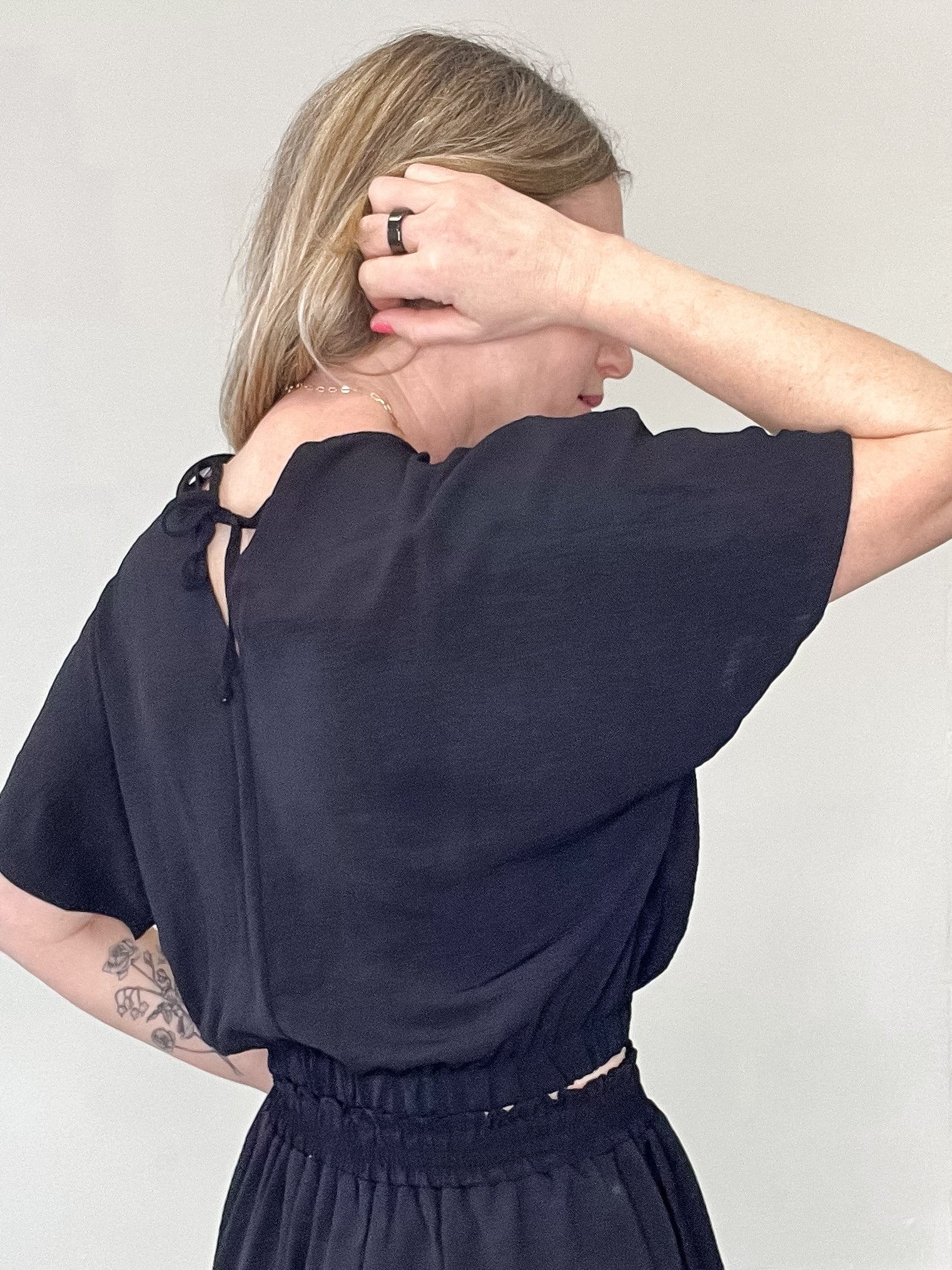 Cropped Airflow Top - Black-Tops- Hometown Style HTS, women's in store and online boutique located in Ingersoll, Ontario