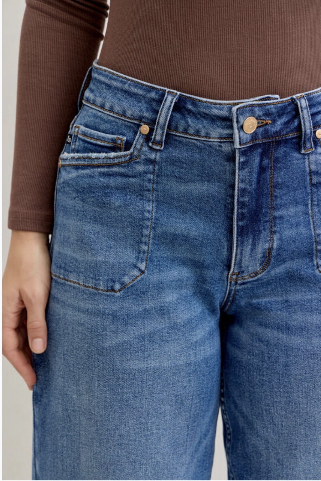 Judy Blue - Medium Wash Barrel-Denim- Hometown Style HTS, women's in store and online boutique located in Ingersoll, Ontario