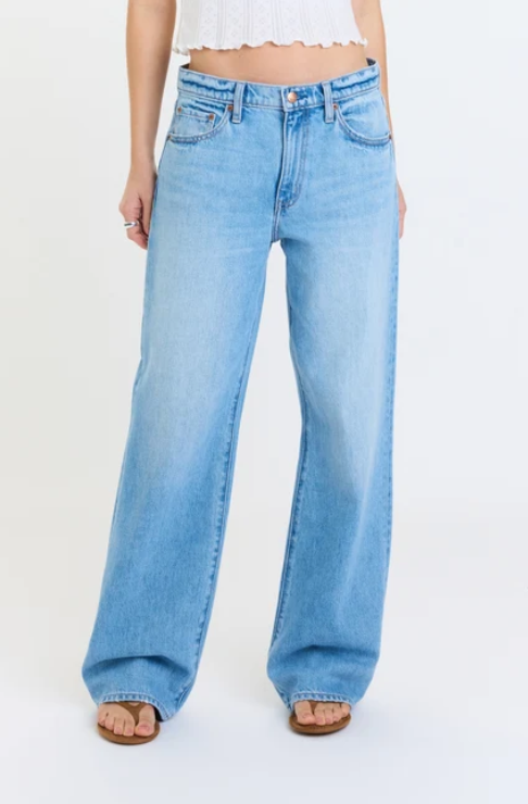 DAZE WOMEN Denim 2K - MID RISE RELAXED STRAIGHT-Denim- Hometown Style HTS, women's in store and online boutique located in Ingersoll, Ontario