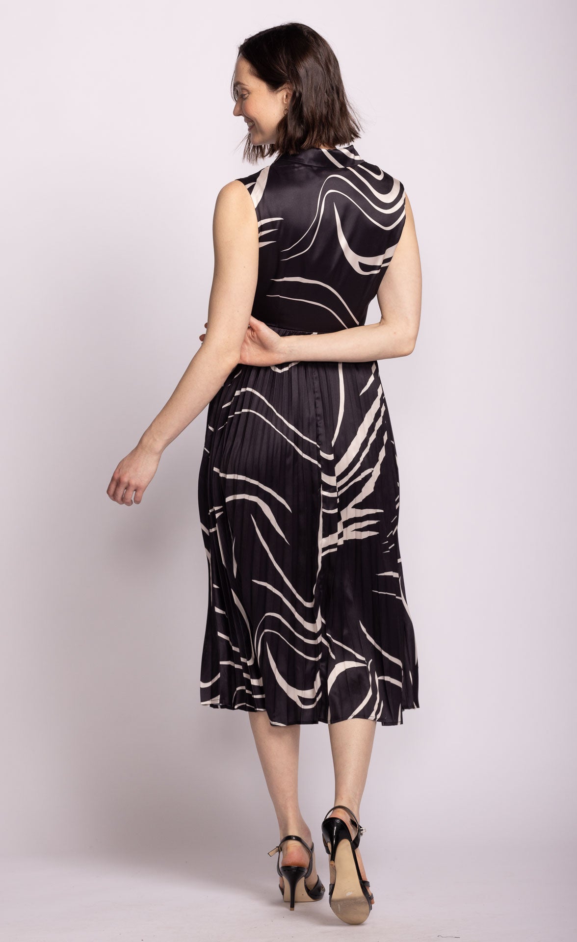 Avenue Dress - Black-dress- Hometown Style HTS, women's in store and online boutique located in Ingersoll, Ontario